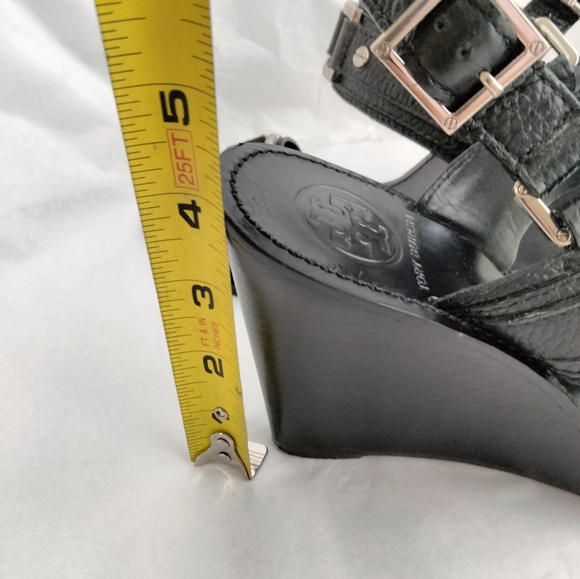 Tory Burch Carys Leather Wedges size 9M - Picture 3 of 16
